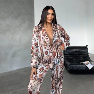 saut joyeux au soleil (2) (1)