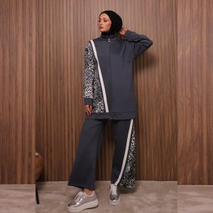 saut joyeux au soleil (2) (2) (2)